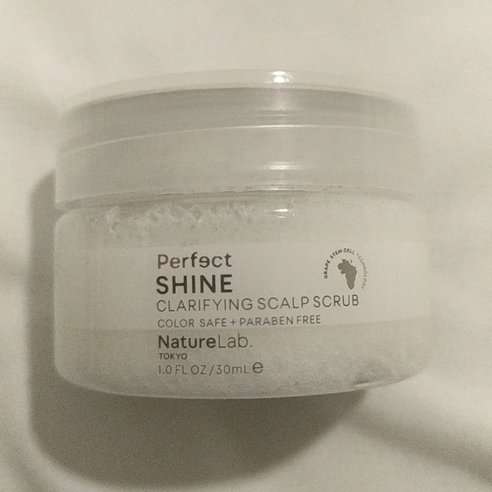 NWT Clarifying Scalp Scrub